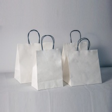 白牛皮纸手提袋